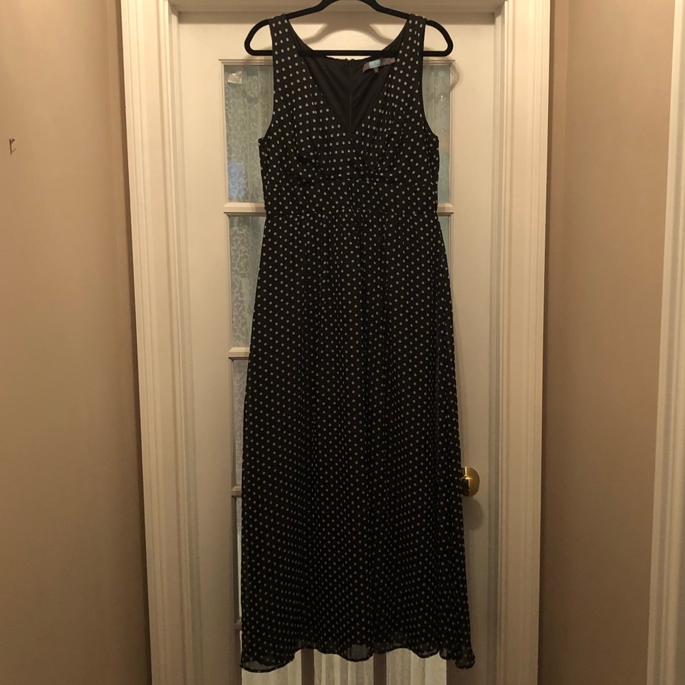 Black/White Clip Dot Maxi Dress